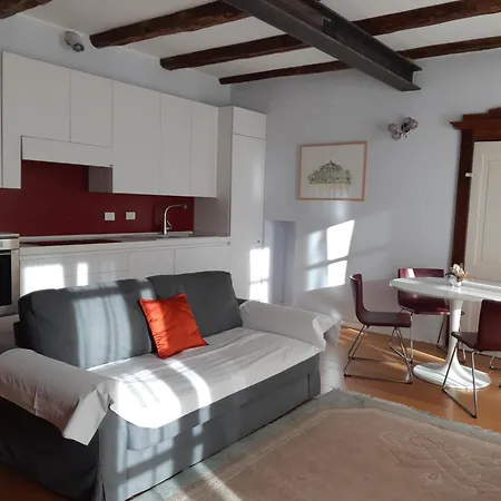 Piazza Vittorio Suites-3